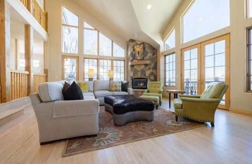 Eagle-Vail Casa | Vail View by AvantStay Minutes from Beaver Creek