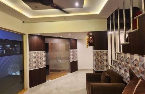 Andheri West Hotel | VAITHI RESIDENCY