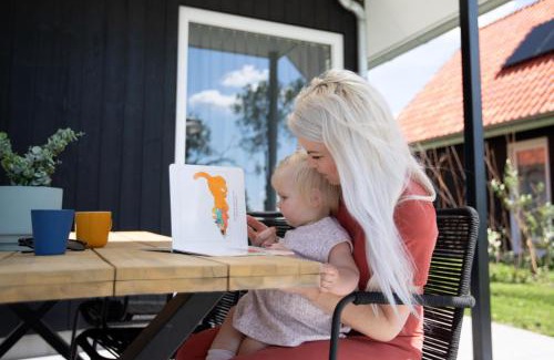 Oostrum Casa | Vakantiehuis aan het water met omheinde tuin