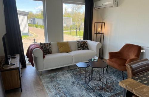 Scherpenisse Chalet De Esquí | Vakantiepark de Zeeuwse Parel - Parkzicht