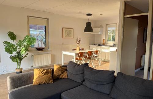Sint Nicolaasga Casa | Vakantiewoning 'Eysinga State'