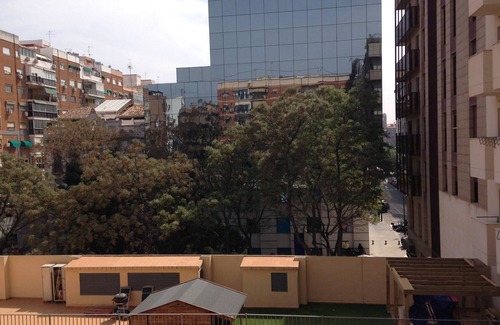 Mestalla Apartamento | València city, quiet, families, homeworking, 3 bed