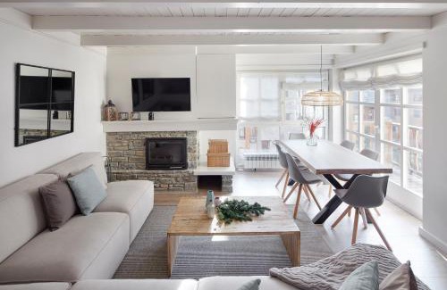 Baqueira Apartamento | Val de Ruda Luxe 61 by FeelFree Rentals
