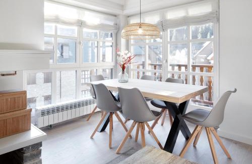 Baqueira Apartamento | Val de Ruda Luxe 61 by FeelFree Rentals