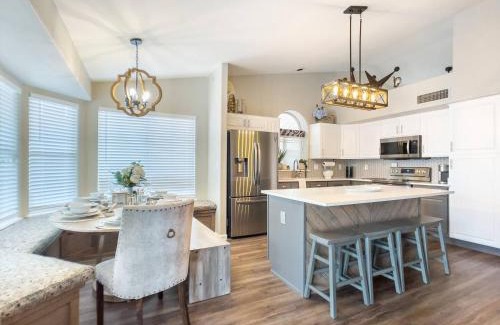 Val Vista Lakes Casa | Val Vista Oasis- Gorgeous Gilbert Home with Pool