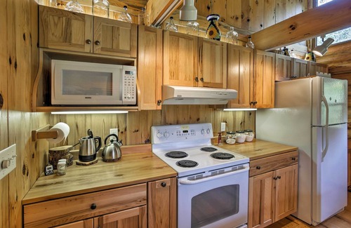 Valders Cabina | Valders Log Cabin cerca de EEA Air Show & Sheboygan!