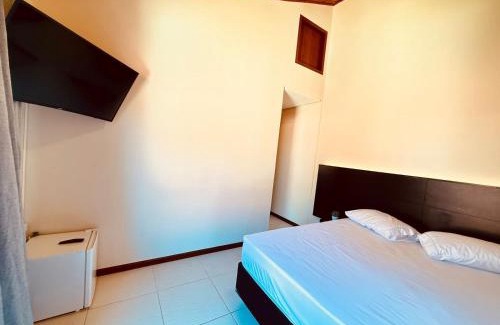 Vale dos Pinheiros Apartamento | Vale - Suítes Exclusivas (Bairro Nobre)