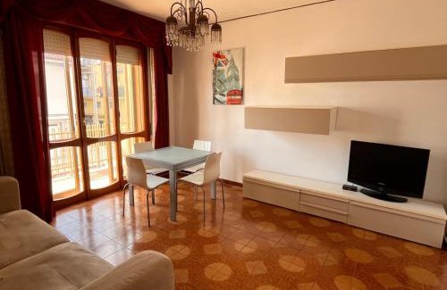 Rimini Apartamento | Vale Home-Ampio appartamento vicino al mare