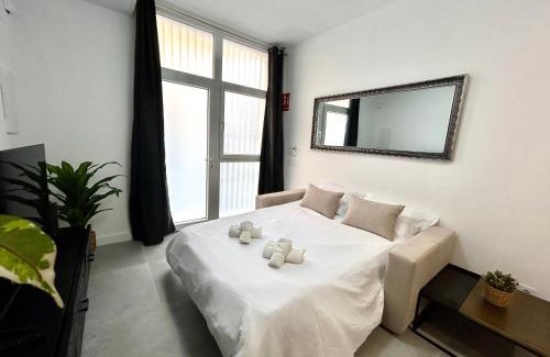 Pobles de l'Oest Apartamento | Valencia Comfort Stay Near Metro, 2 Bed, 1 Bath