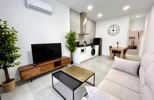 Pobles de l'Oest Apartamento | Valencia Urban Escape Comfort Meets Luxury, 4 Ppl