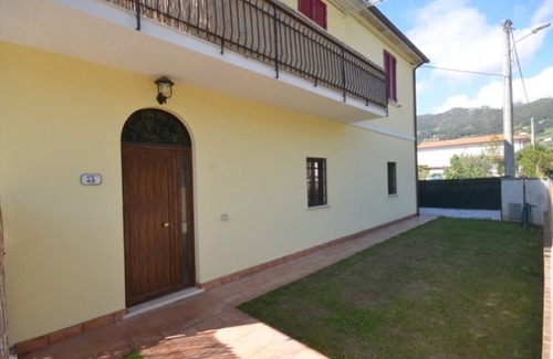 Querceta Apartamento | Valentina casa, apartamento, ideal pareja o la familia