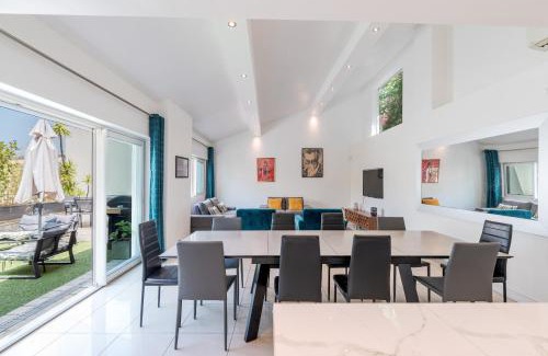Riou - Petit Juas - Av de Grasse Villa | Valentine by Terry's Homes