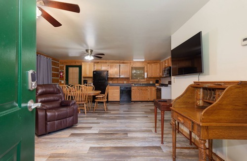 Lookout Mountain Cabina | Valentine Drive Cabin 1