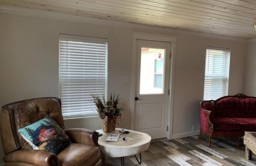 Raton Casa | Valentine's Northern New Mexico Mountain Ranch on Colorado Border retreat
