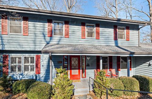 Lake Junaluska Casa | Valentine's Villa