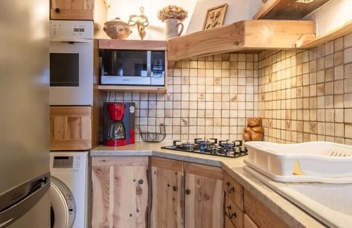 Great Alpine Road Casa | VALENTINE - SAINT MARCEL