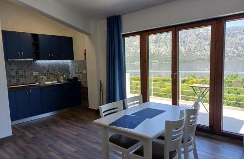 Prcanj Apartamento | VALENTINO apartments