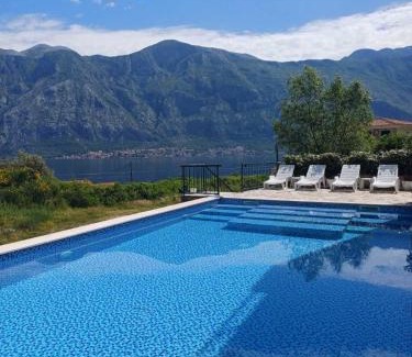 Prcanj Apartamento | VALENTINO apartments