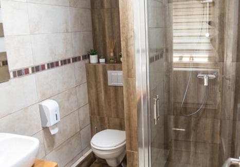 Sura Mica Casa | Valery House