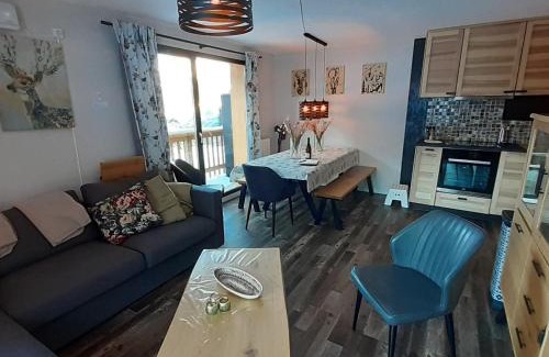 Valfrejus Apartamento | Valfréjus: Appart rénové 4 pièces avec WiFi à 100m télésiège - FR-1-265-335