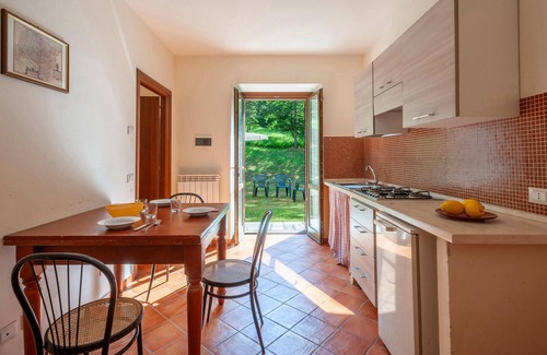 Apecchio Apartamento | Valguerriera 7- Rosa Rossa