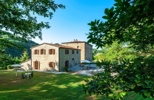 Apecchio Apartamento | Valguerriera 7- Rosa Rossa