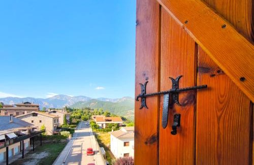 Sant Llorenc de Morunys Apartamento | Vall de Lord, terraza con vistas a la montaña