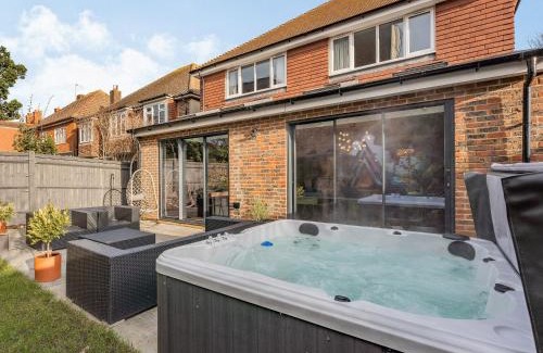 Hove Casa | Vallance House