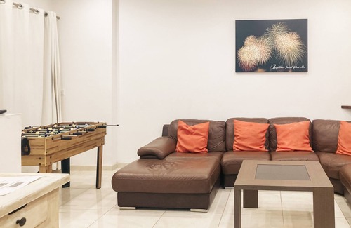 Kalkara Apartamento | Valletta and Grand Harbour Lookout Seaview Hot Tub BBQ
