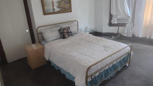 Steubenville Cabina | Valley and city views