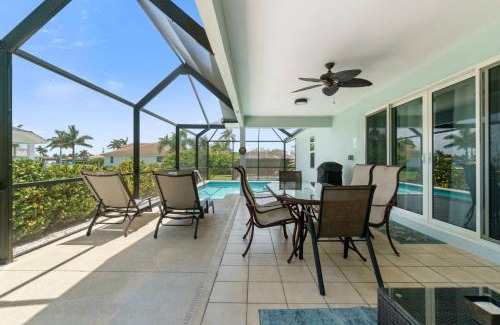 Marco Island Casa | Valley Avenue Getaway Home with Pool