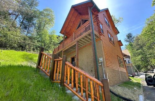 Gatlinburg - Pigeon Forge Casa | Valley Creek Castle