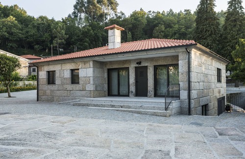 Fafe Cabaña | Valley House
