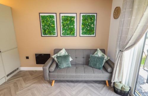 Graigfechan Casa | Valley Lodge 4 - North Wales Eco Lodges