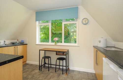 St. Ann's Chapel Cabaña | Valley Lodge 9