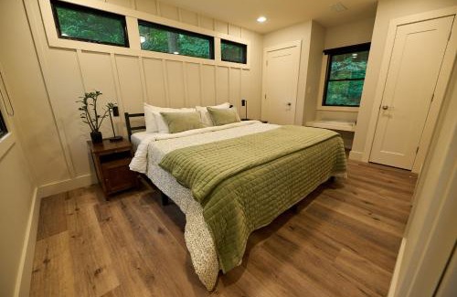 Cuyahoga Falls Otro | Valley Overlook