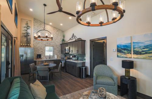 Timberline Casa | Valley View Resort Cabin #1, 1-Bed, Modern-Luxury with Hot Tub in Canaan Valley, WV