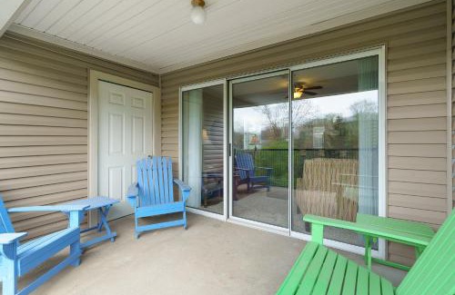 Branson Casa | Valley View Retreat - Holiday Hills Branson Golf Resort Outdoor Pools