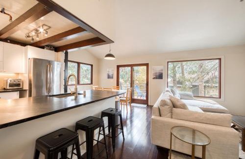 Olympic Valley Casa | Valley View Townhome # 10 at Palisades by Tahoe Getaways - Shuttle & Walk to the Village!