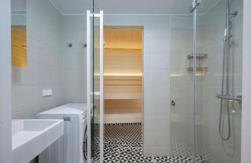 Old Town Apartamento | Vallikraavi street Apartment with sauna