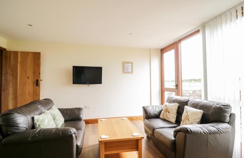 Wing Casa | Vallum