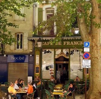 L'Isle-sur-la-Sorgue Apartamento | Valmy Cosy - Appartement entier - Hypercentre