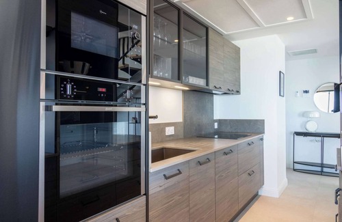 Valras-Plage Apartamento | Valras’Loc Sélect – Panarea Grand Prestige Duplex with Private Spa & Sea View