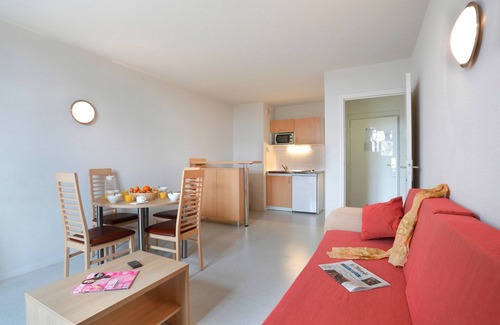 Epernay Condominio | Value Apt near Vineyards | Free Wi-Fi
