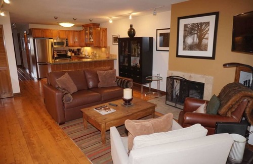 Aspen Condominio | Value In The Aspen Core! - Comfort And Convenience 2 Bedroom Condo