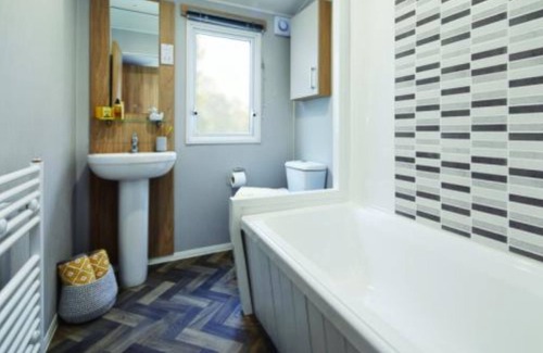 Letham Grange Casa | Van 33 Castleton 2 bed