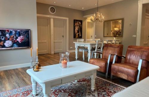 Municipality of Maasdriel Apartamento | Van Doremaele Luxury Guesthouse
