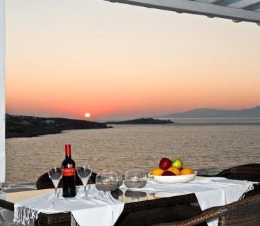 Mykonos Hotel | Vana Holidays