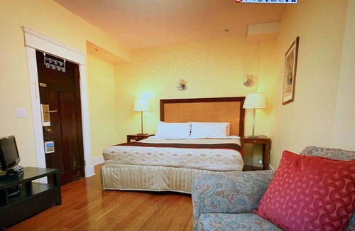 Mount Pleasant Casa | vancouver guest house