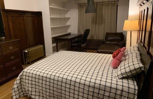 Mount Pleasant Casa | vancouver guest house